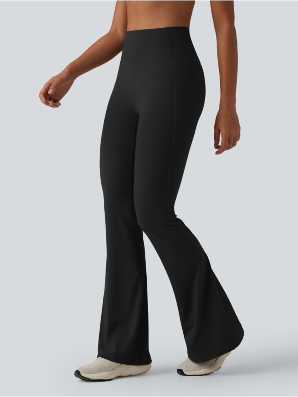 Halara UltraSculpt High Waisted Tummy Control Flare Leggings - Medium Petite